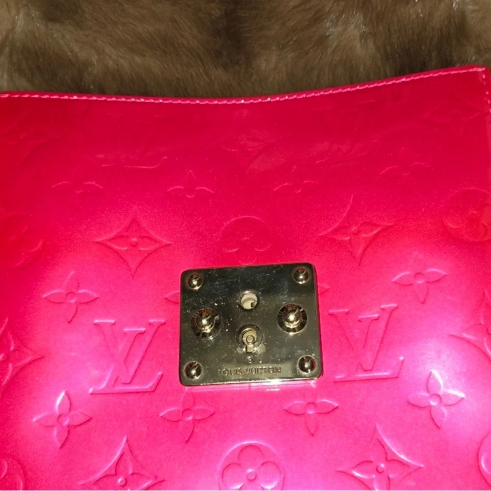 Louis Vuitton Spring Street Neon pu leather monogram pink satchel with fur - Picture 6 of 13
